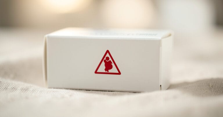 Pictogramme grossesse : ce logo qui fait peur et pourquoi il faut en parler